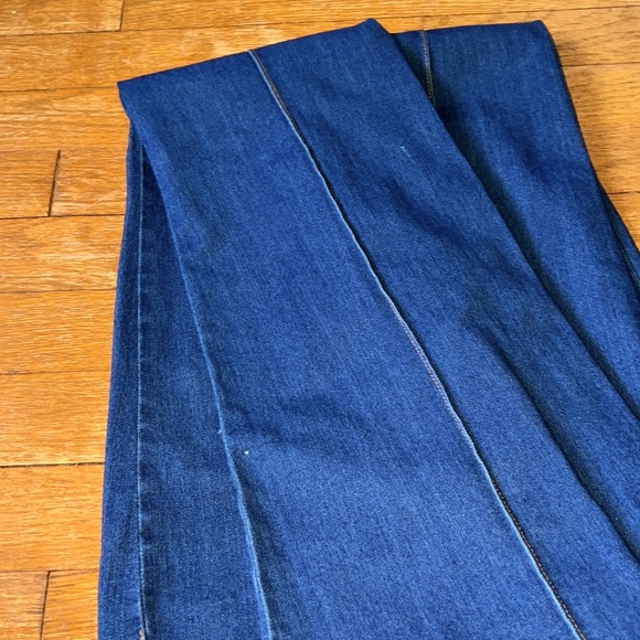 Angry Rabbit Flare Jeans - Picture 3 of 3